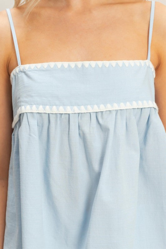 Set sleeveless top and scallop trim high-waisted short