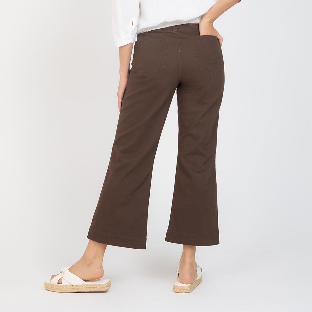PANTAL¨®N CAPRI SILUETA FLARE CAF¨¦ OSCURO