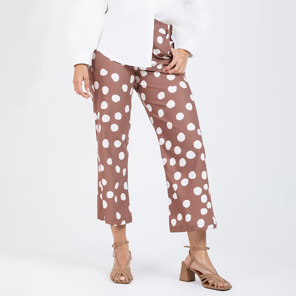 PANTAL¨®N CARAMELO SILUETA FLARE ESTAMPADO