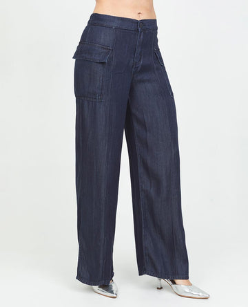 JEAN WIDE LEG PARA MUJER CON BOLSILLOS DE PARCHE LATERALES EN TENCEL