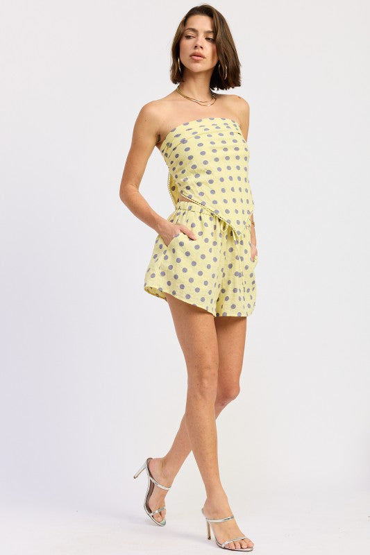Set two pieces. comfy.