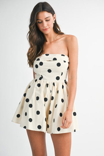 Romper polka dots.