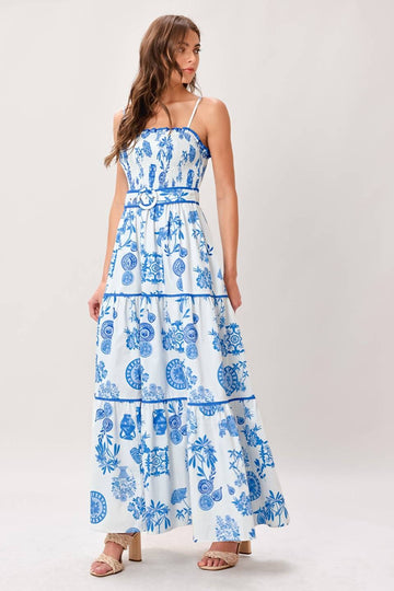 Maxi dress with belt.