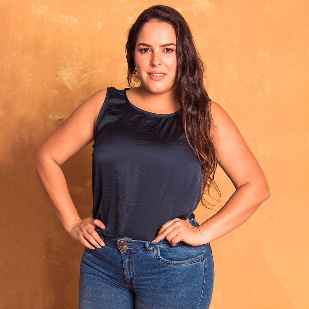 BLUSA B¨¢SICA ADRIANA PLUS SIZE