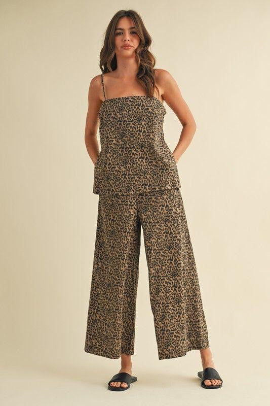 Set Estampado Animal Print | Top de tirantes y pantal¨®n palazzo licrado