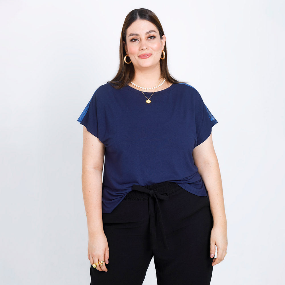 CAMISETA TALLAS GRANDES EN MEZCLA DE TELAS AZUL OSCURO