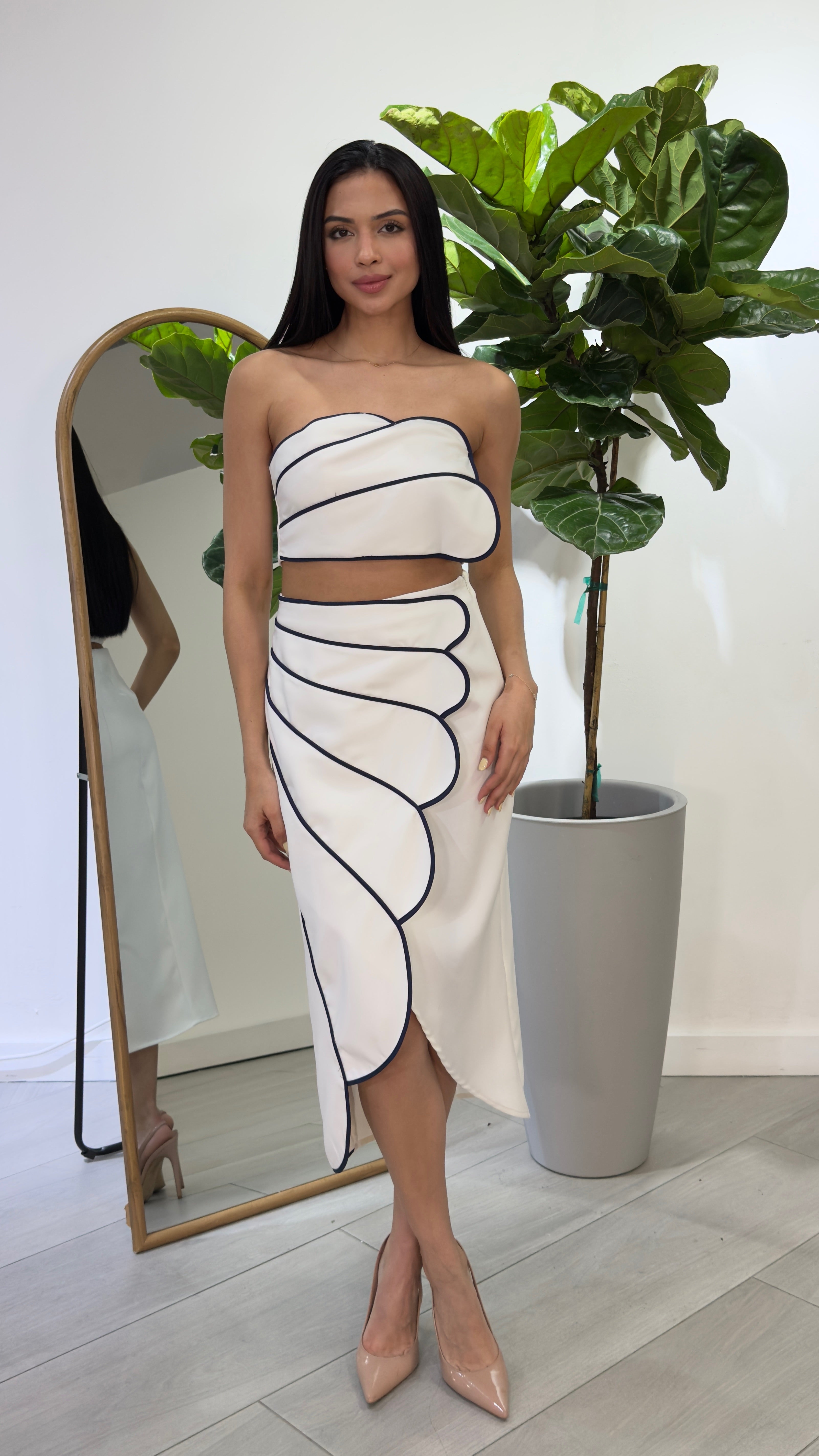 Crop top & midi skirt.
