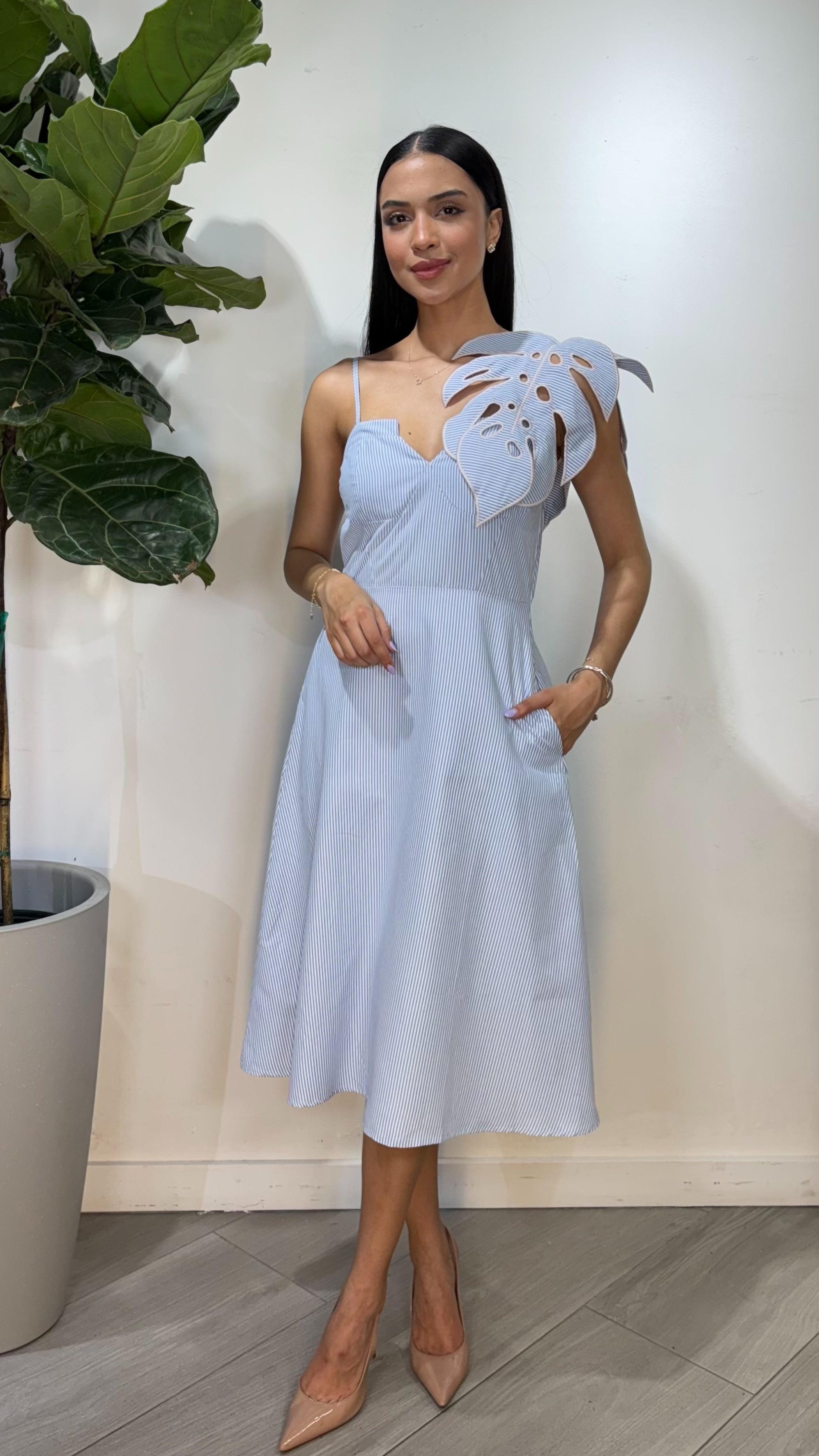 Midi blue dress