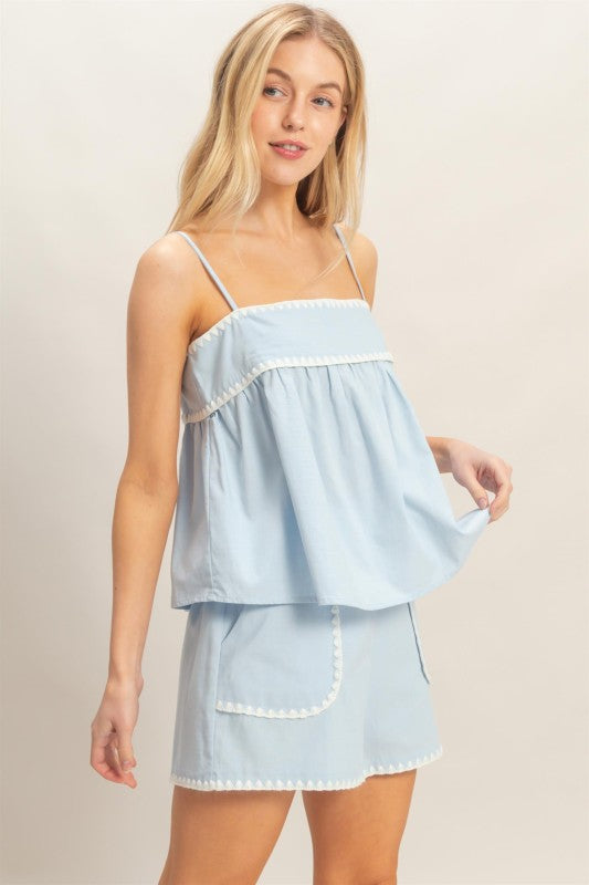 Set sleeveless top and scallop trim high-waisted short
